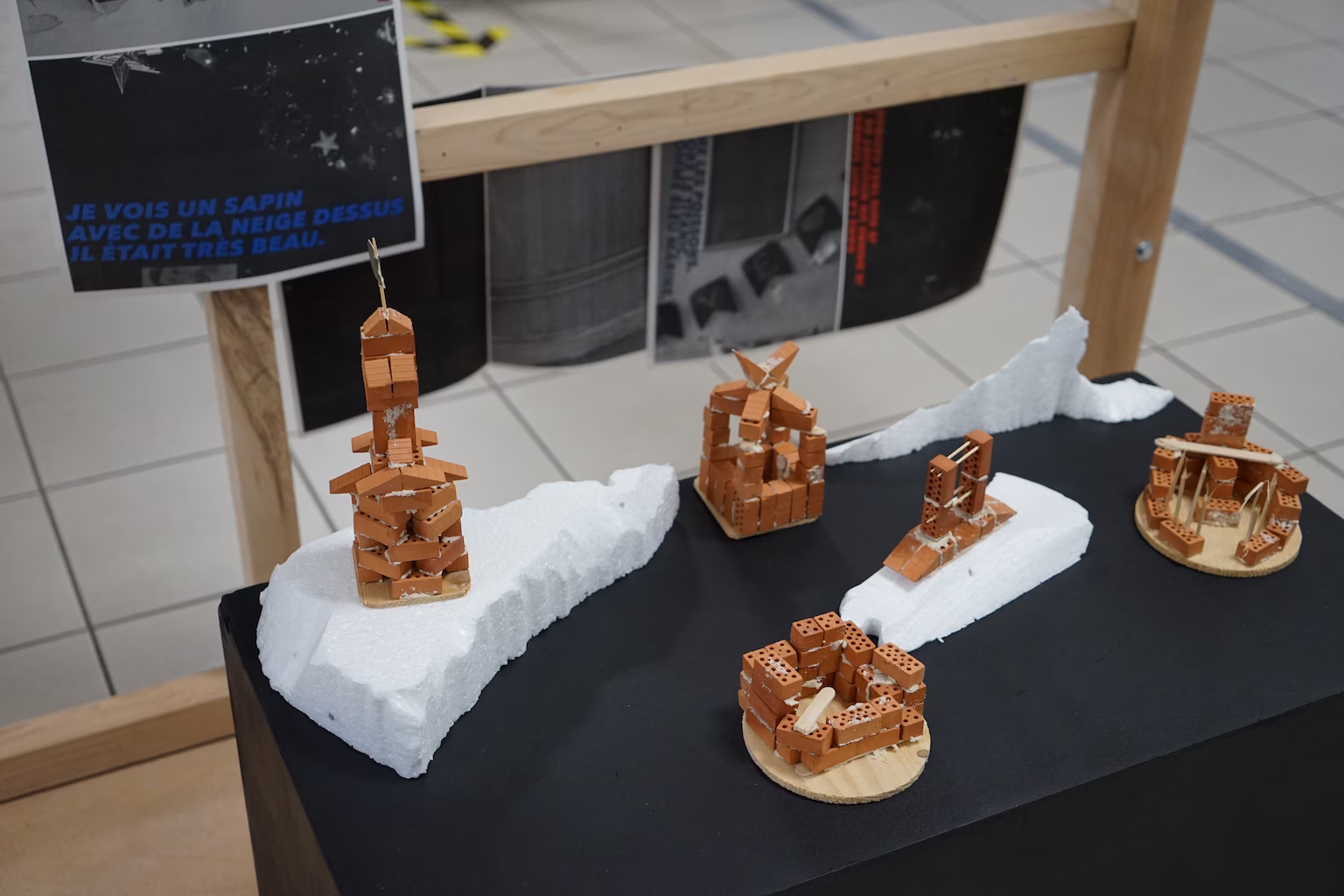 Photo de Exposition Briques
